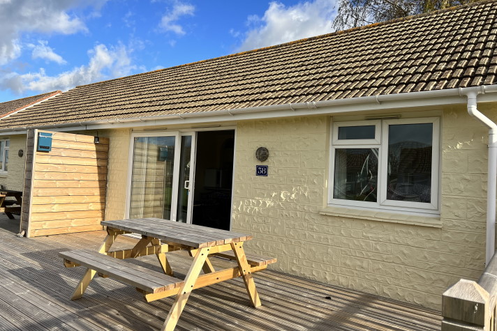 2 Bedroom Bungalow SV58, Seaview, Isle of Wight - Dog Friendly