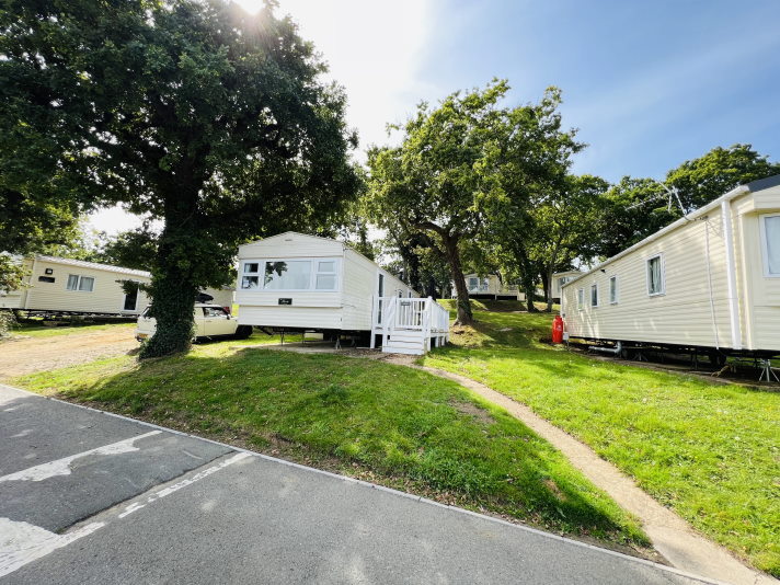 3 Bedroom Caravan RW75, Thorness Bay