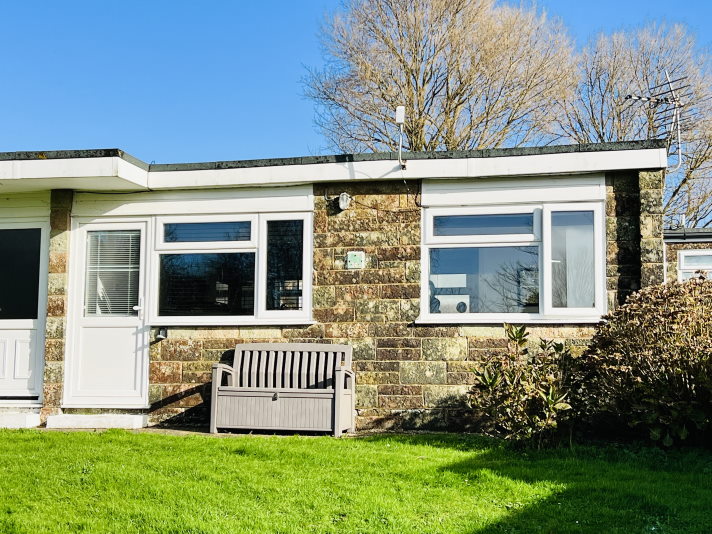 2 Bedroom Chalet SB172, Sandown Bay, Isle of Wight