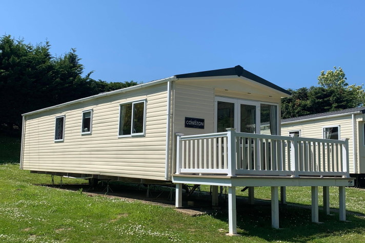 Luxury 2 Bedroom Caravan LG13, Lower Hyde, Shanklin, Isle of Wight - Dog Friendly